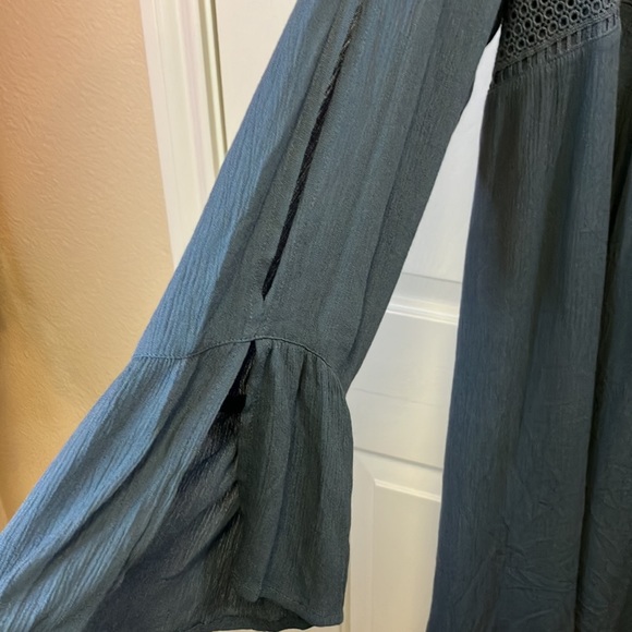 Torrid Slate Blue Lace Up Boho Slit Bell Sleeve Gauze Dress Lined Size 4X - Picture 6 of 8